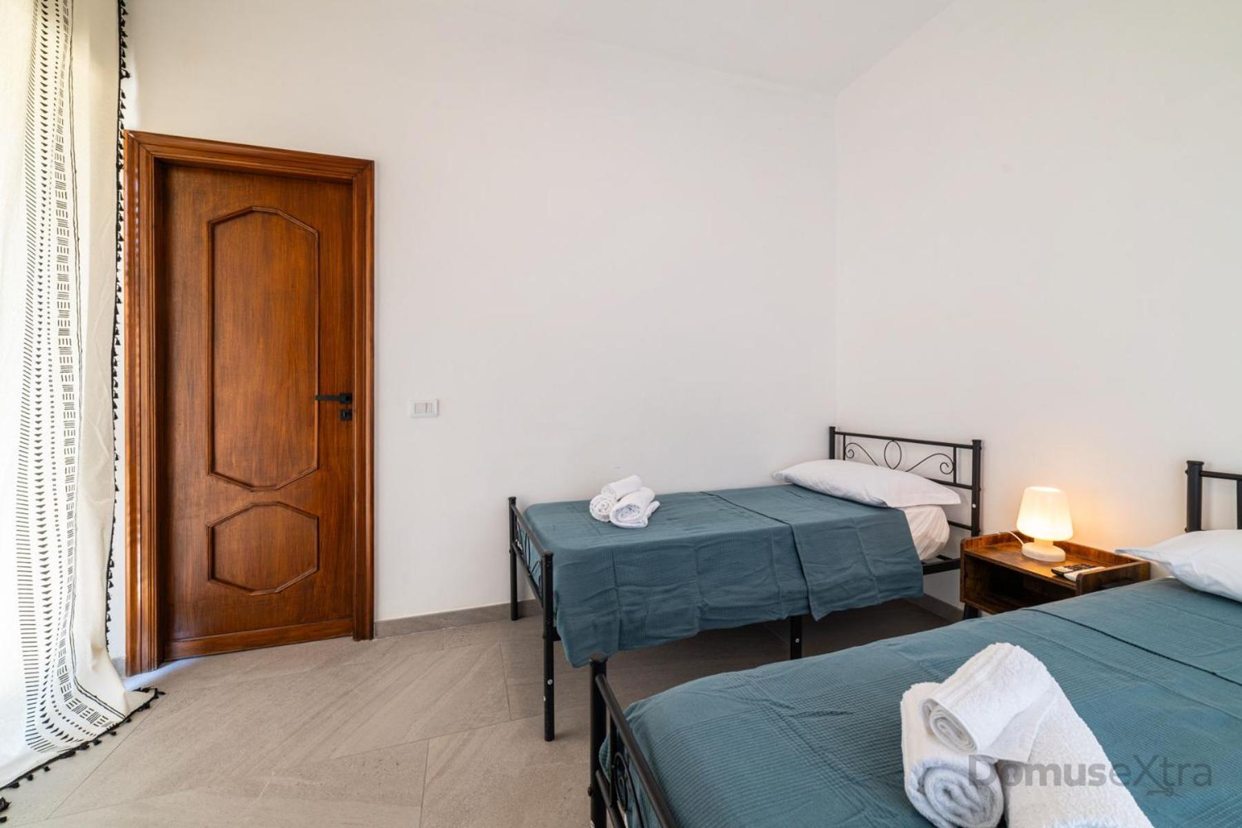 Clara Domus By Domusextra Apartment Naples Exterior photo